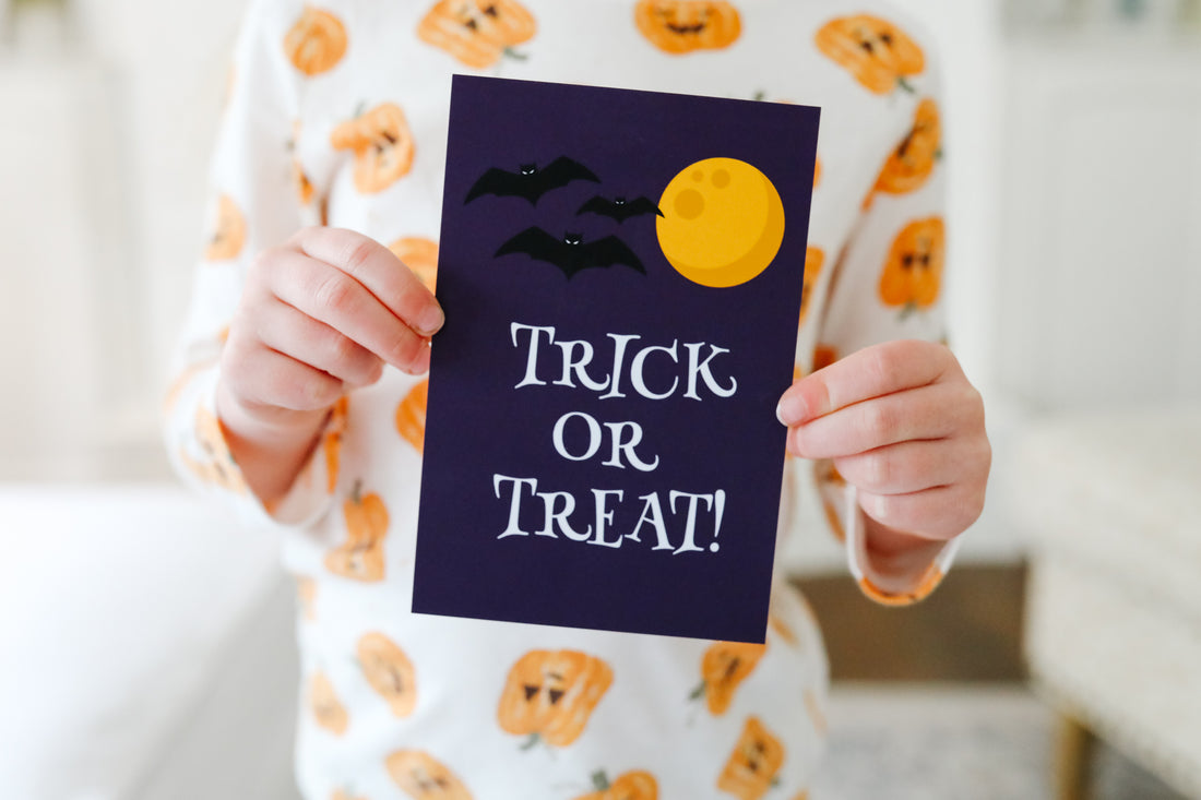 8 Reasons To Send Halloween Greeting Cards